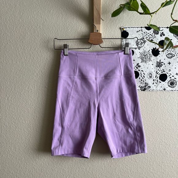 Girlfriend Lilac shorts - Picture 2 of 5